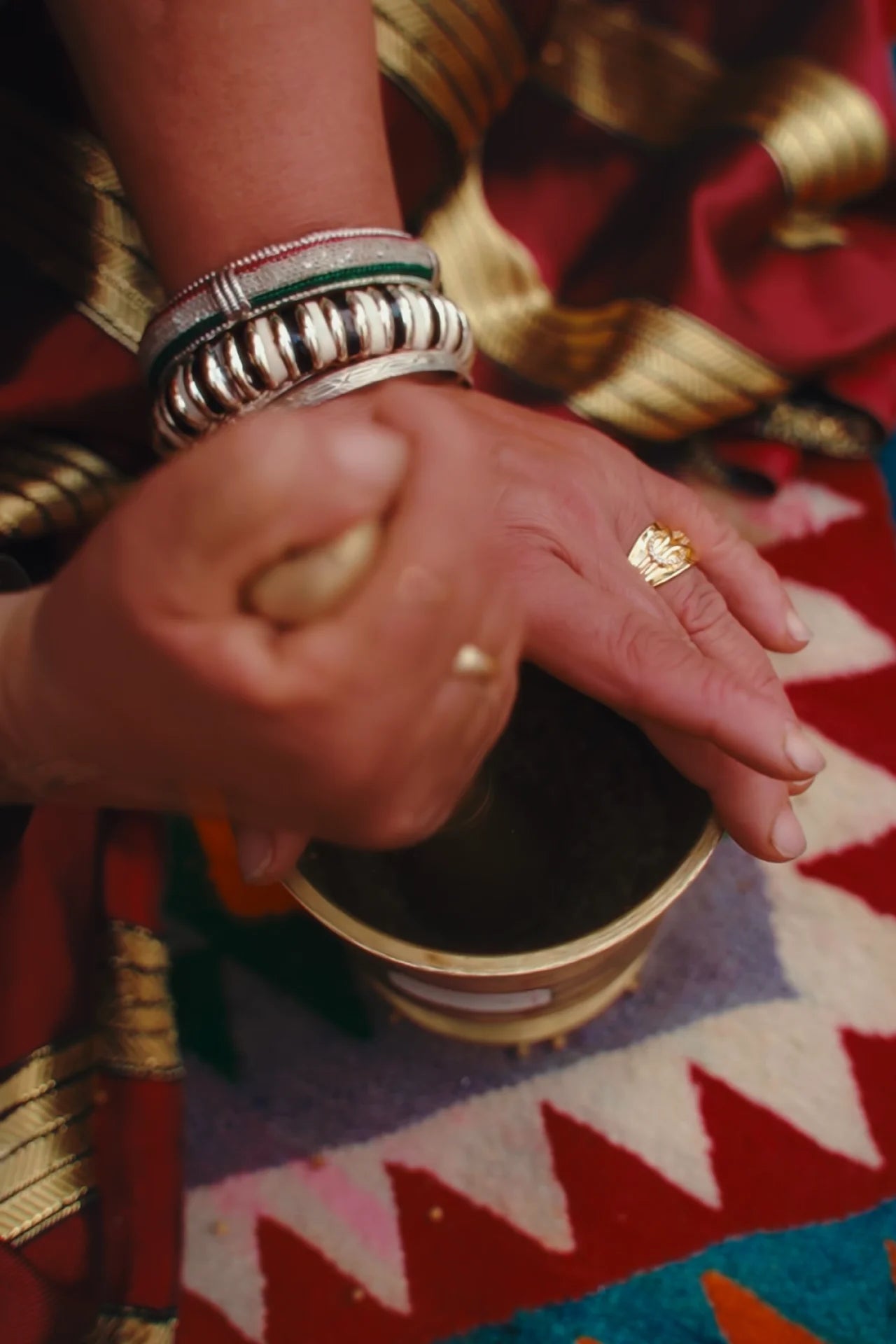 عــولة افــــاويح